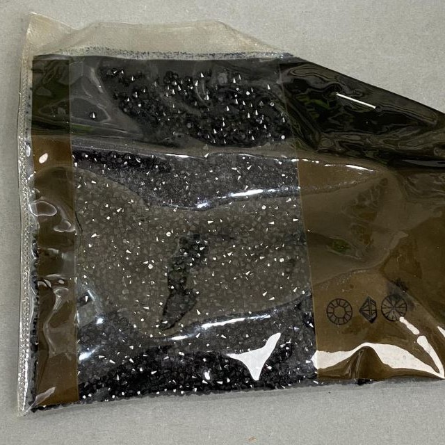 Black rhinestones, 2 mm diameter ±, packaged 50 g