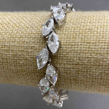 Bracelet TM 'Kolosok Marquis' with Bohemian Crystal, 8×13 mm diameter, made in Korea, 18 cm length