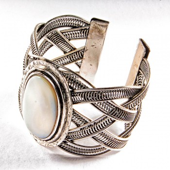 Wide Mother-of-Pearl Bracelet with Metal Setting, Classic Oval