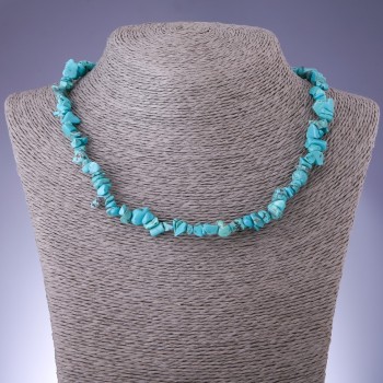 Natural stone necklace 'Turquoise' (howlite) chip beads, 8 mm diameter, length 45 cm +/- with extender chain