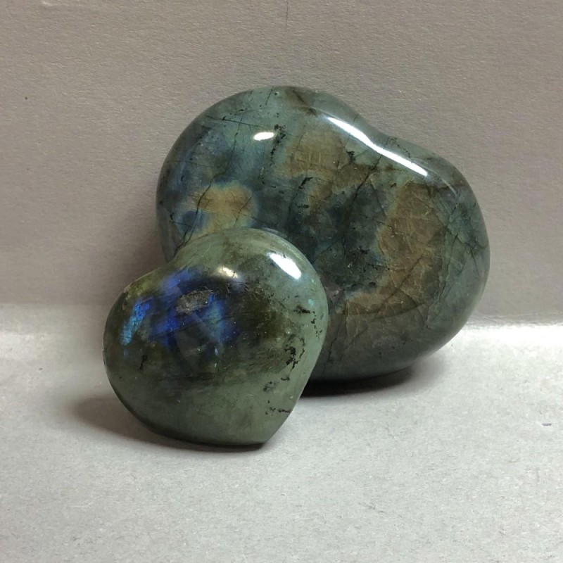 Labradorite heart-shaped souvenir stone, assorted sizes (price per 100 g). Weight from 110 g