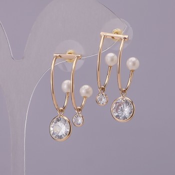Stud earrings 'Clasp' with white crystals and a pearl, gold-toned metal 22×31 mm