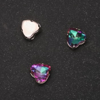 Price per pack / 10 pcs. Sew-on Crystal Heart 8mm Green-Magenta