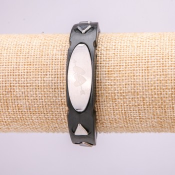 Bracelet with metal inserts, 21 cm long, 15 mm thick, black rubber, with clasp