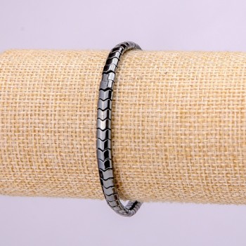 Elastic hematite zigzag bracelet, bead diameter 5×4×3 mm, length 18 cm