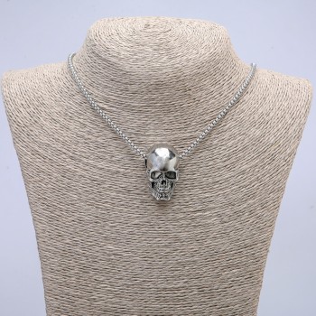 Skull Pendant 28×17 mm on Chain, 65 cm, Silver