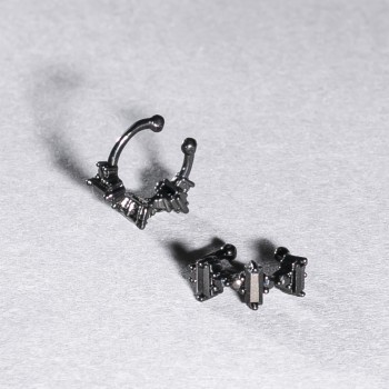 Каф Xuping Чорний Родій з чорними стразами та чорними кристалами 5х12мм +