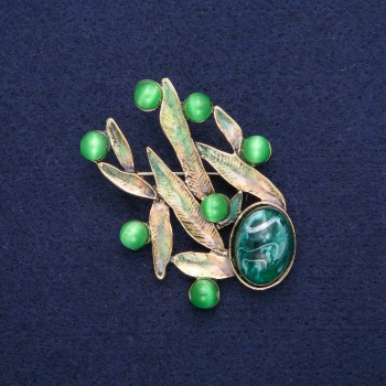 Leaf Brooch with Cat's Eye, Green Enamel, Gold-Tone Metal 38×53mm