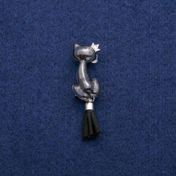 Brooch 'Cat with enamel and a brush-tail' 14 x 50 mm, silver-toned metal