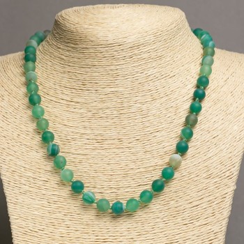 Green matte agate necklace, 8 mm diameter, 49–51 cm long