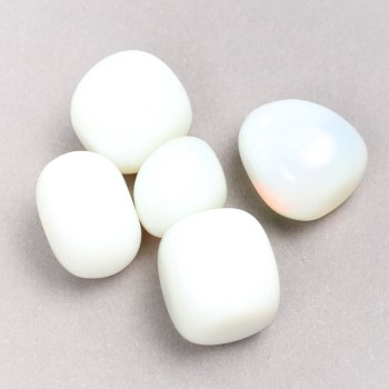 Opalite (Imitation) Moonstone souvenir stone, diameter 22×20 mm ± (packaging 100 g)