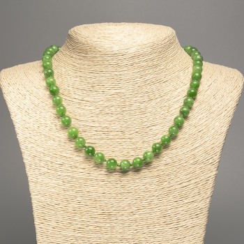 Green Jadeite Necklace with Smooth 8mm Beads, approx. 50 cm long, made of white nephrite (synthetic dyed)