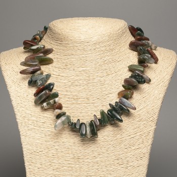 Necklace of natural green jasper chips 'Needle', diameter 18×6 mm, length 48 cm +