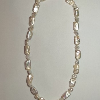 Baroque Pearl Necklace in the 'gasoline' shade, diameter 7-21×8-11 mm +-, length 47-49 cm+