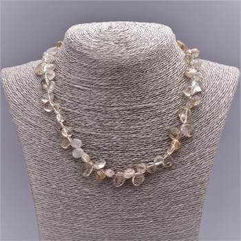 Necklace of golden hair quartz with butterfly ornament, 8 mm beads, 47 cm length