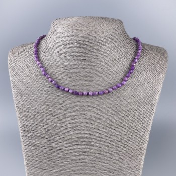 Phosphosiderite Necklace with natural faceted cubic beads, 4x4 mm diameter, length 50 cm