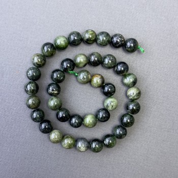 Natural Diopside Beads, Smooth Round Beads, 10 mm Diameter ±, 39 cm Length ±