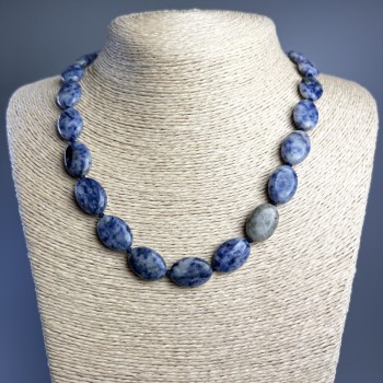 Sodalite Necklace, natural stone, oval, 13×18×6 mm, length 49 cm