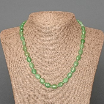 Natural nephrite necklace with oval stones, 8×10 mm, length 48 cm