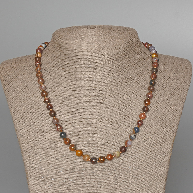 Petersite Necklace with a natural stone smooth bead, 7 mm diameter, 49 cm length