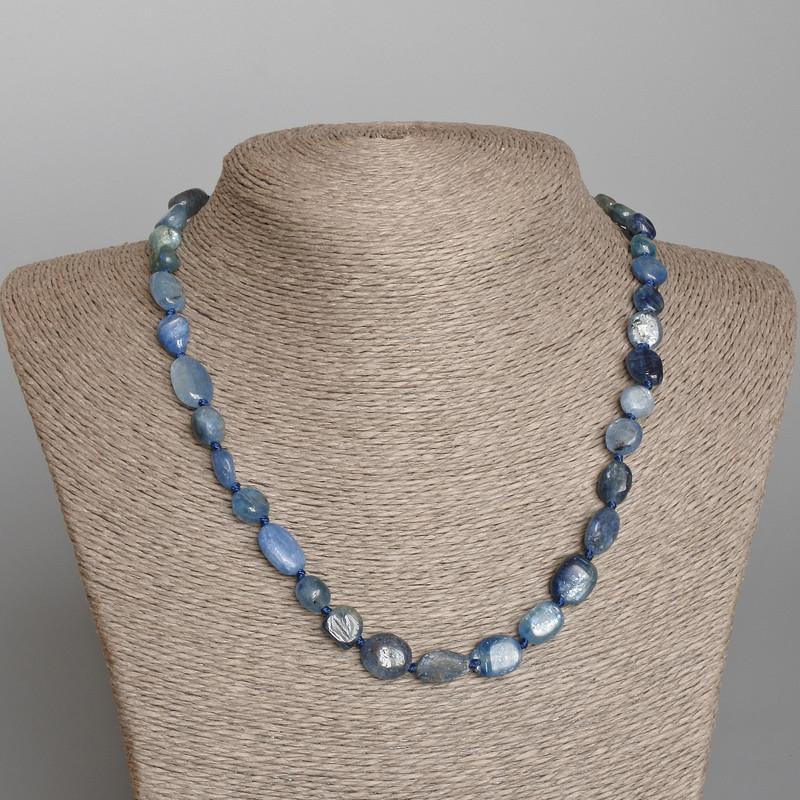 Kyanite Necklace, Natural Stone Faceted Beads, Diameter 9–12 mm, Length 48 cm