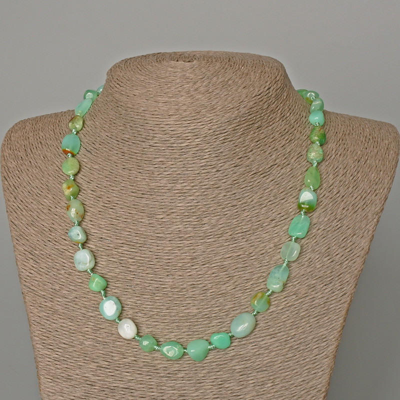 Chrysoprase natural stone necklace, faceted beads, 9x11 mm diameter, 50 cm long
