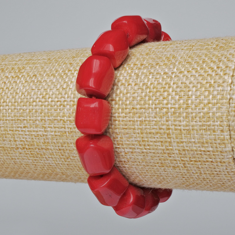 Natural Coral Faceted Bead Bracelet (assorted, medium size), diameter 11 x 10 mm +/-, length 18 cm +/- (stretch)