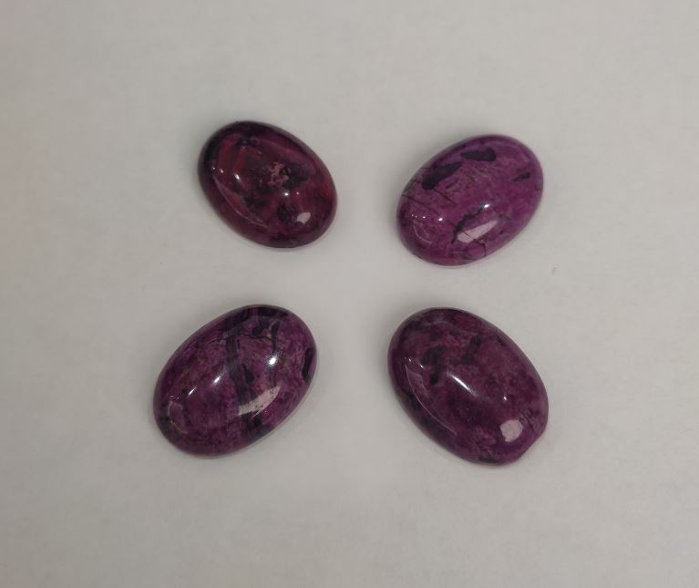 Raspberry Jasper Cabochon (Synthetic) 25x18mm