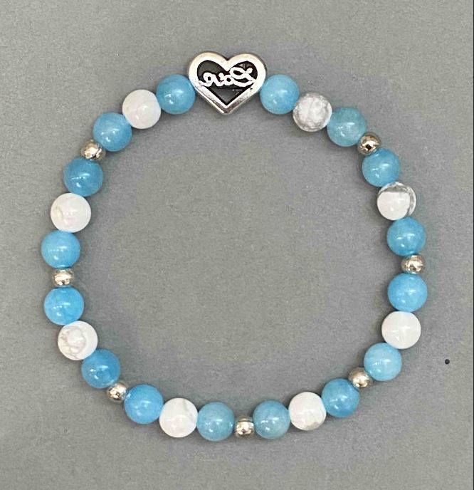 Aquamarine Howlite Bracelet with Heart Insert, 6 mm diameter, 18 cm length, stretch