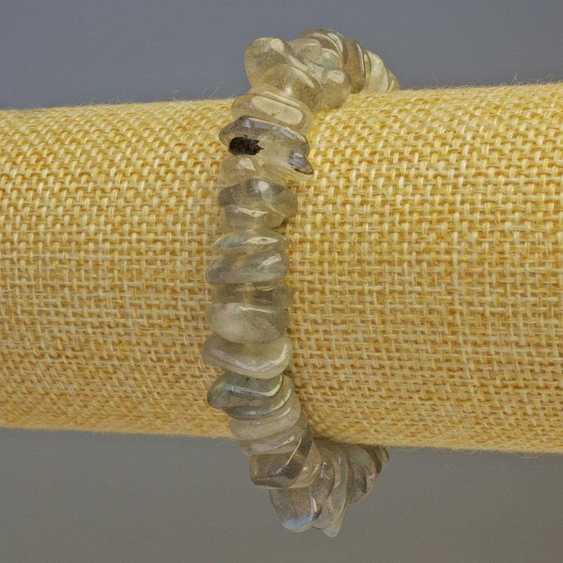 Labradorite Bracelet with Natural Stone Chips, Chip Size 10–12×3 mm, Length 18 cm Stretch