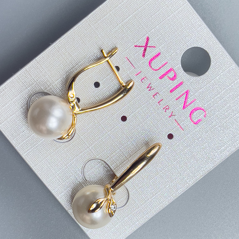 Xuping Earrings 18k Gold Plating with Majorca Pearl