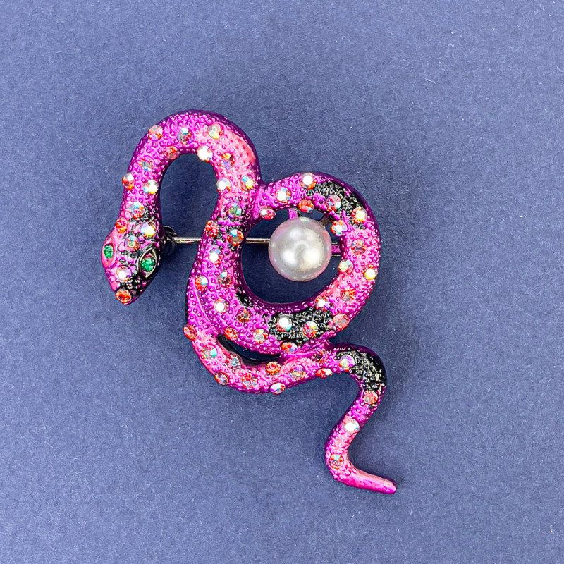 Snake Brooch with Pink Enamel and Pearl, Silver-Tone Metal 46x25mm +