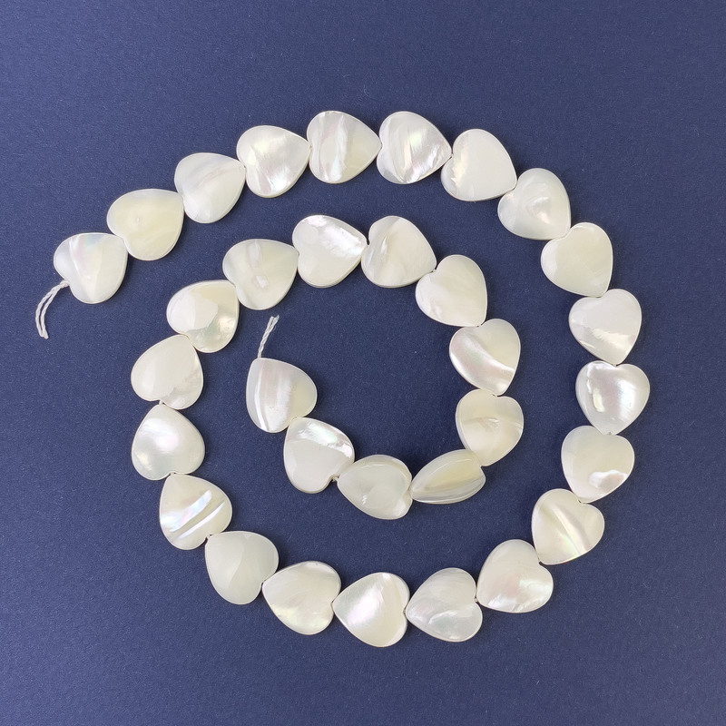 Natural Mother-of-Pearl Heart Beads 12x12x4 mm ± on Thread, Length 39 cm+