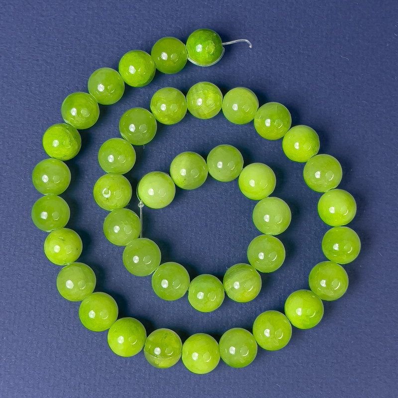 Намистини Онікс гладка кулька, діаметр 10мм+-, довжина 40см+- на волосіні