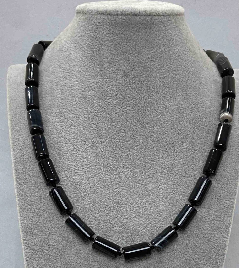 Agate Necklace with Smooth Cylinders, diameter 15×8 mm +/-, length 45 cm +/- with clasp