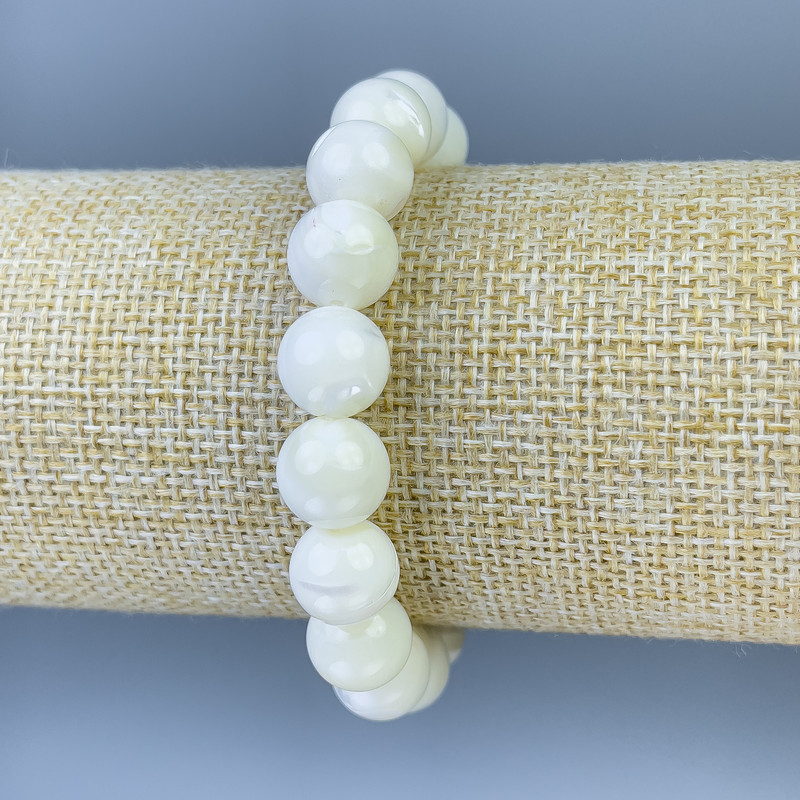 Mother-of-Pearl Bracelet with Smooth Beads, 10mm Diameter, 18cm Length (Stretch)
