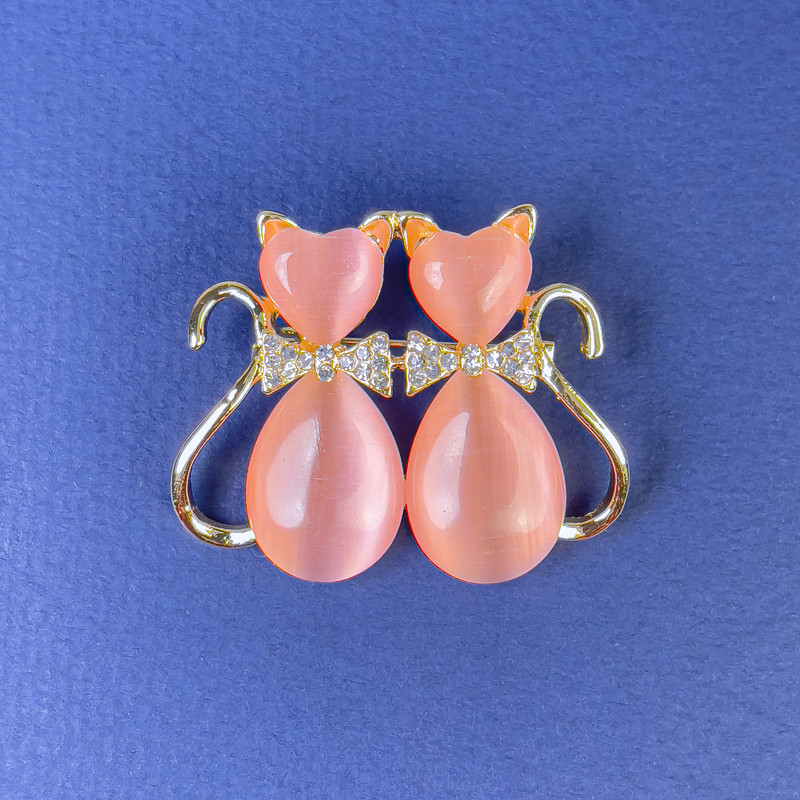 Cat Brooch with Pink Cat's Eye, White Crystals, Gold-Tone Metal, 31x38 mm