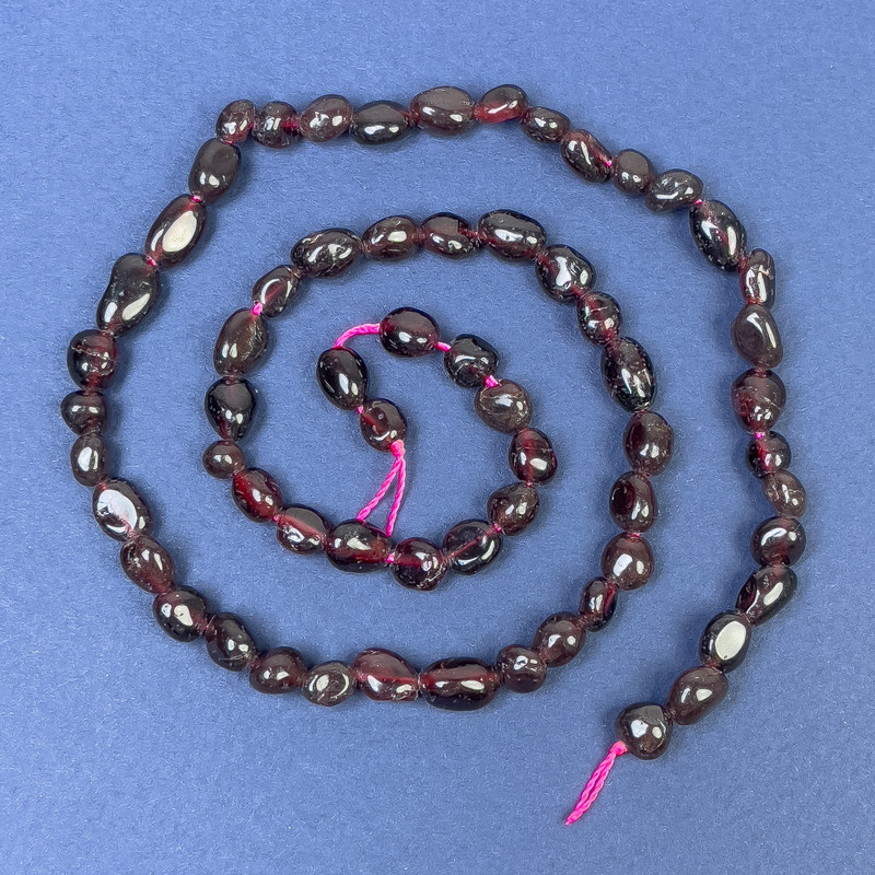 Garnet Beads on Thread, Faceted, Diameter 5–7×5 mm, Length 40 cm +