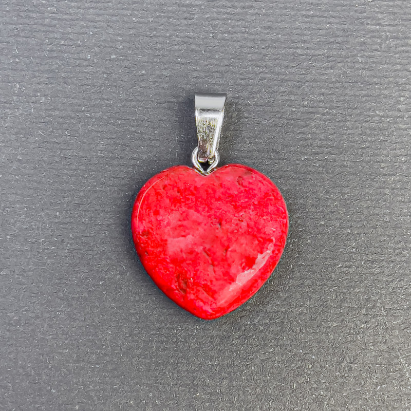 Heart-Shaped Coral Pendant (Synthetic) 20×20 mm+