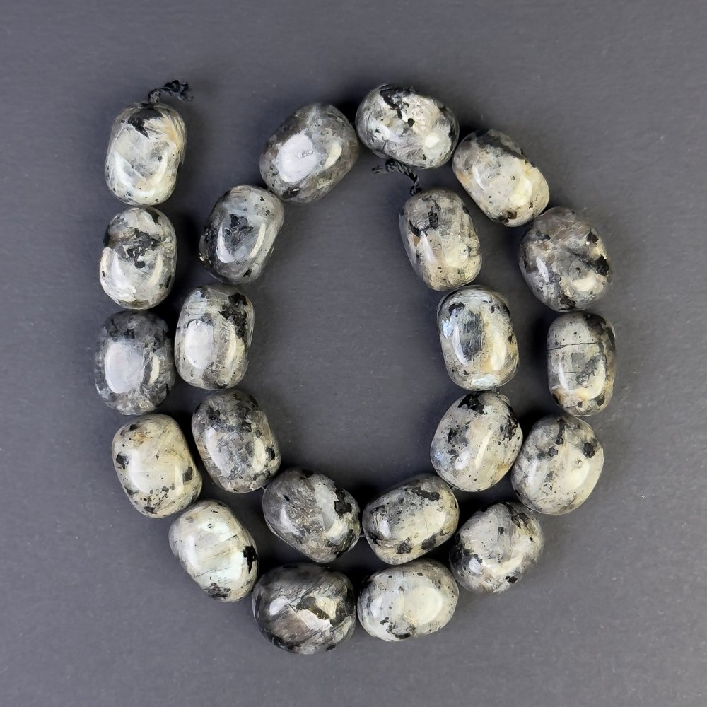 Labradorite faceted beads 18x13 mm on thread, length 38 cm