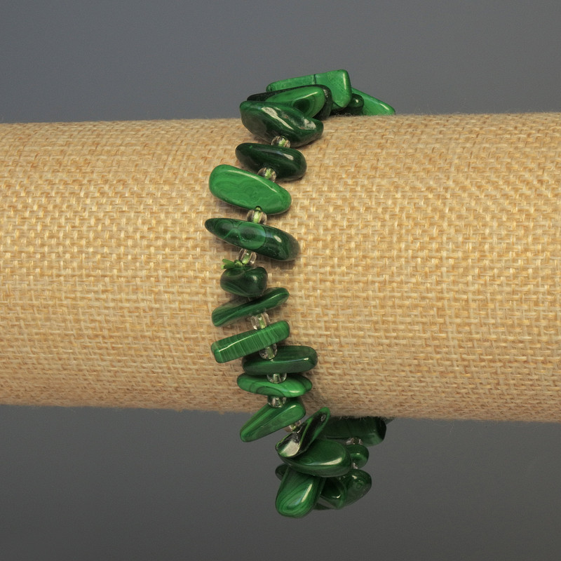 Malachite Chip Bracelet on Stretch Cord