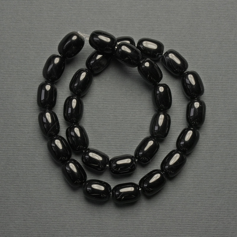 Agate barrel beads, 14x10 mm, on thread, length 39 cm+