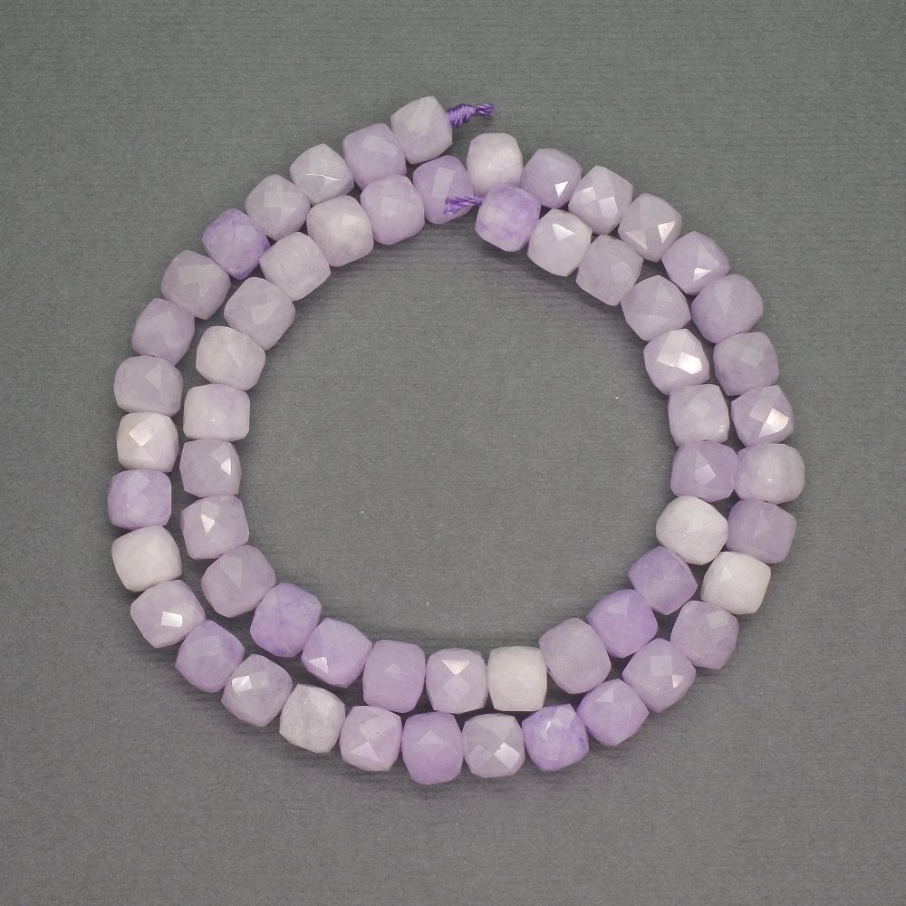 Beads of natural kunzite, faceted cube beads, diameter 7 mm, length 39 cm