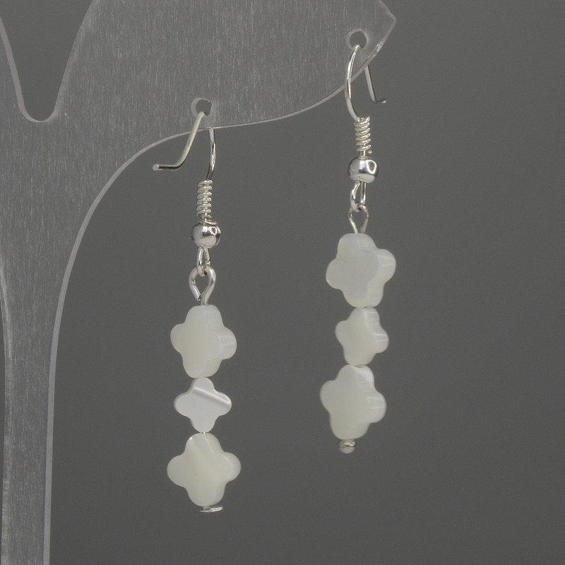 Сережки Перламурт конюшина 6мм+-, довжина 43мм+