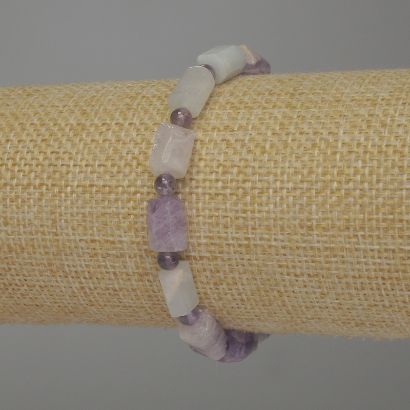 Faceted Amethyst Bracelet with Cylindrical Beads, 10×7 mm diameter, ± 4 mm smooth beads, length 18 cm stretch