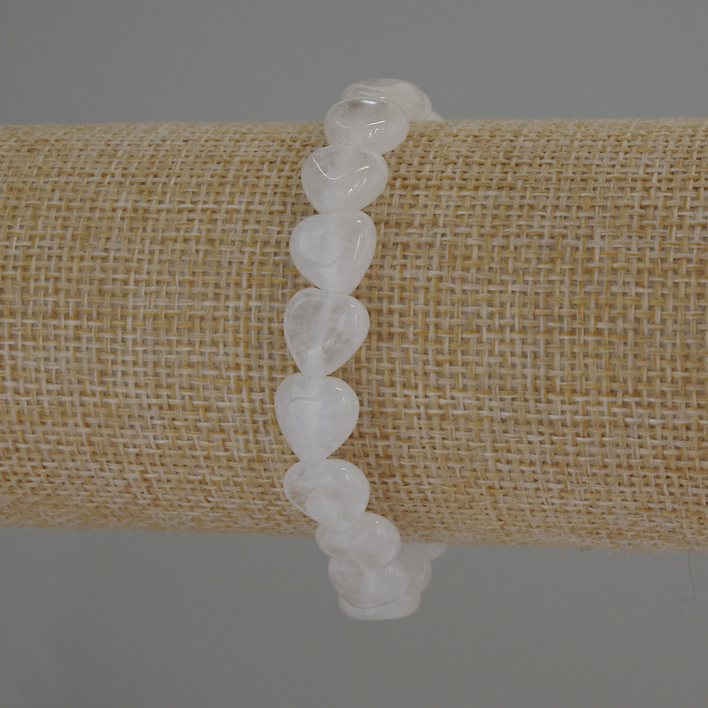Heart-shaped rock crystal bracelet, 10x10 mm diameter, 18 cm elastic length