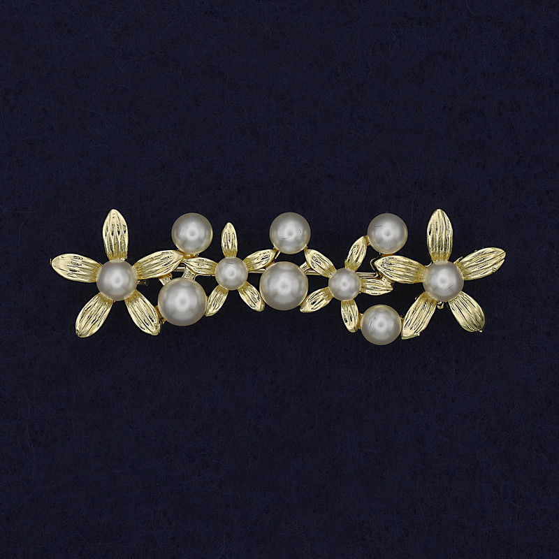 Brooch 'Pearl Flowers' in Golden Metal 55x17mm+