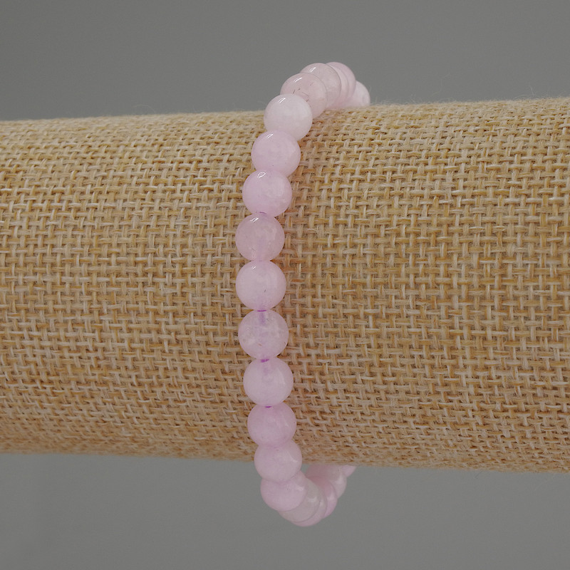 Kunzite bracelet with smooth beads, 6 mm diameter, 18 cm length, stretch