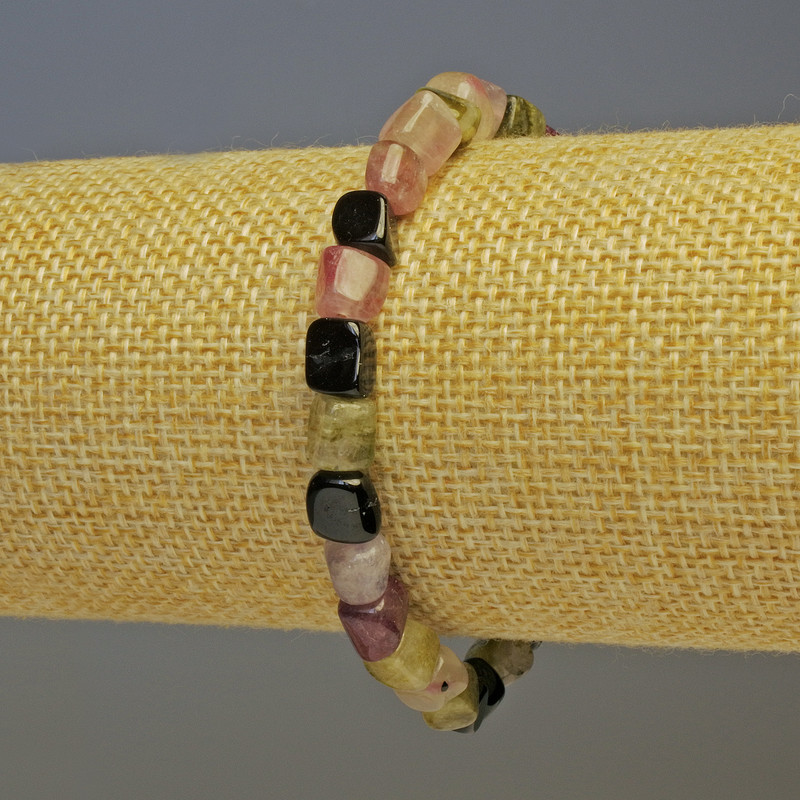 Faceted Tourmaline Bracelet 7x6mm+-, 18 cm stretch