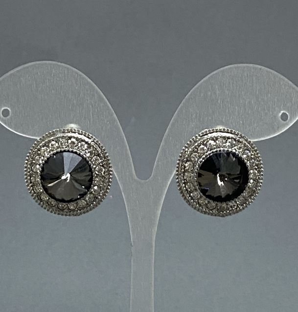 Earrings 2 cm circle with gray crystal rhinestones